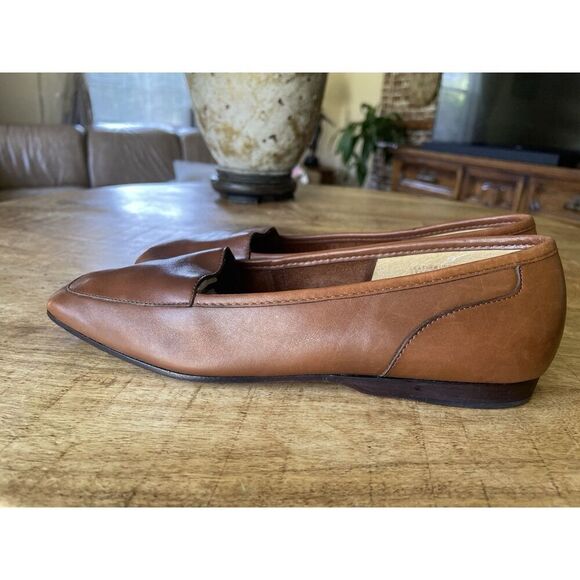Enzo Angiolini liberty  leather In and  Out Women’s Soft loafers  Flats Size 7N/ - Picture 1 of 7